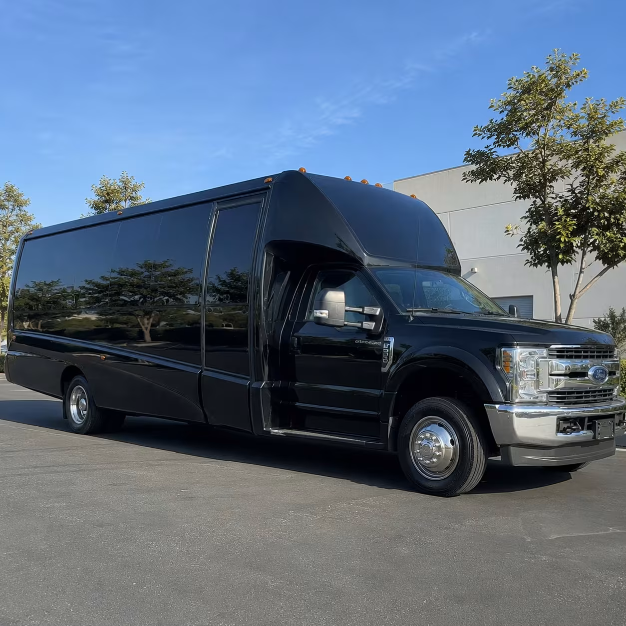 pregame party bus rentals in inglewood for sofi stadium games