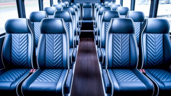 inglewood 18 passenger minibus rental